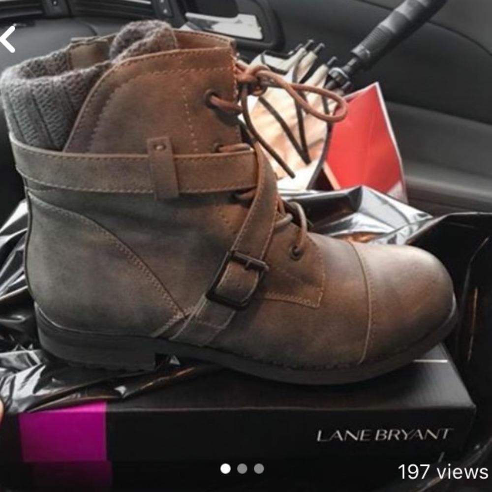 Combat boots